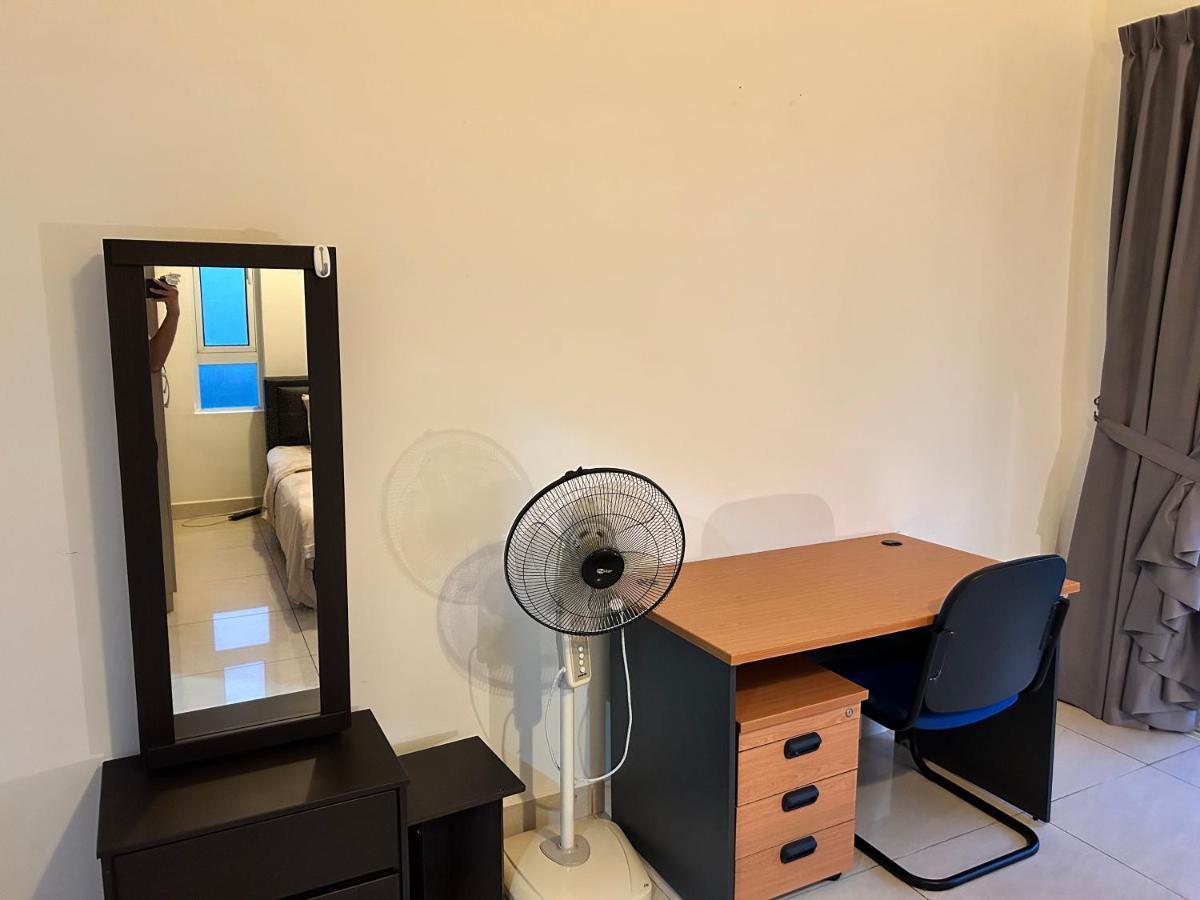 Golden Sands Seaview 3min Walk To Hospital Sultanah Aminah By Micasa Apartemen *